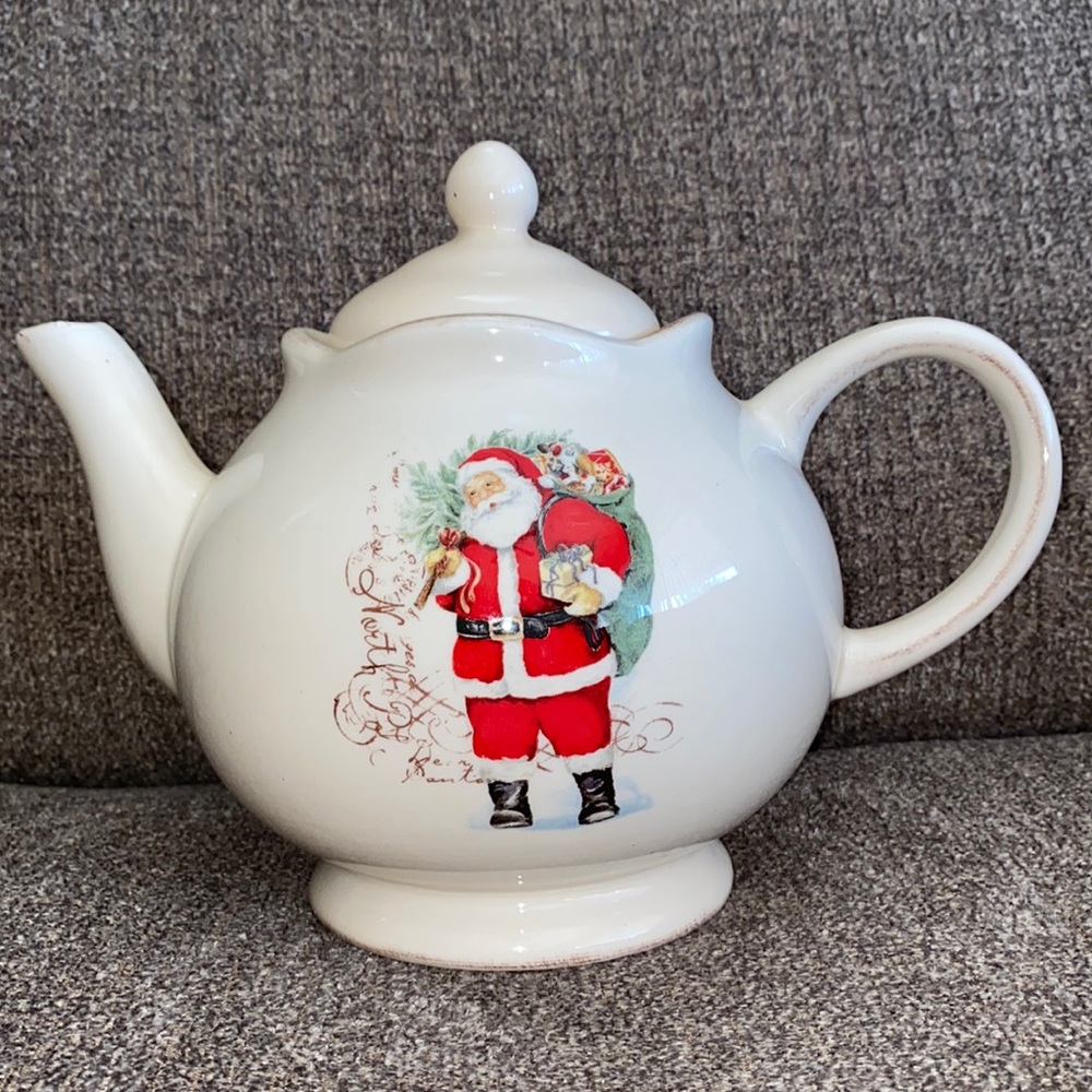 Christmas teapot